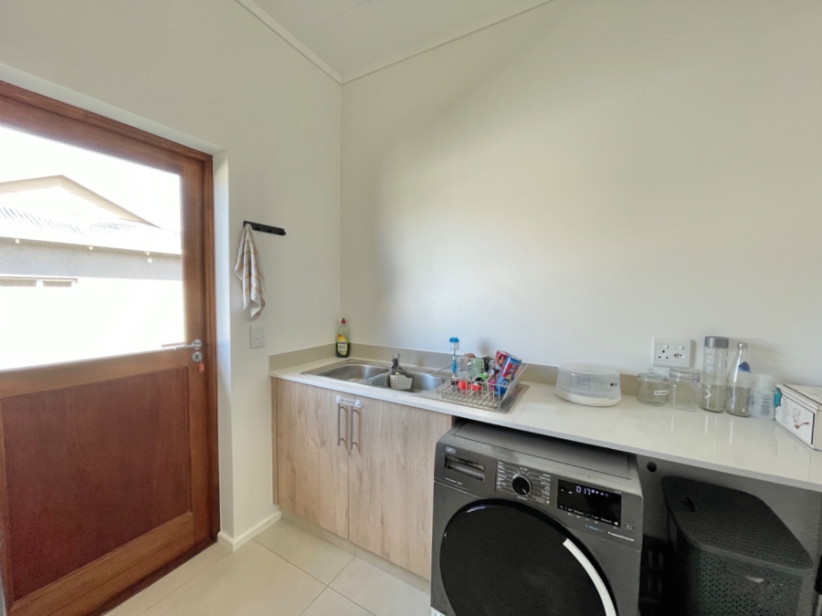 3 Bedroom Property for Sale in Mooikloof Country Estate Western Cape